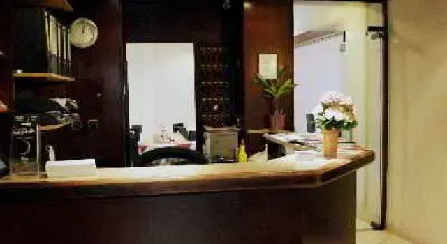 Hotel Elite an der Universität, จอง โรงแรม Neustadt Süd โคโลญ