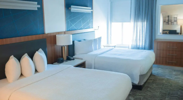 Четырёхместный люкс SpringHill Suites by Marriott Dallas Lewisville