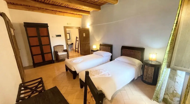 Вилла Spoleto Tranquilita sleeps 20 with Wifi Pool Yoga Studio Gardens and Views