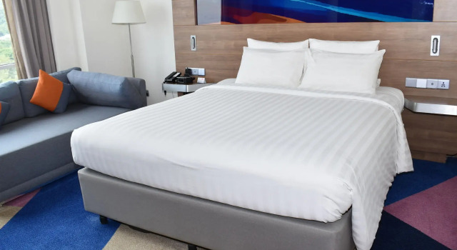 Birinci sınıf süit Novotel Taiping Perak