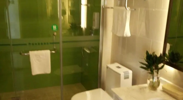 Двухместный номер Standard GreenTree Inn LiuAn Jinan District North Bus Station Express Hotel
