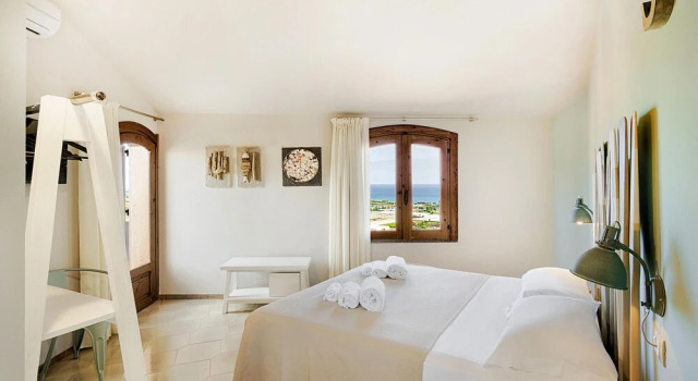 Amazing Home in Ragusa With 6 Bedrooms, Wifi and Outdoor Swimming Pool