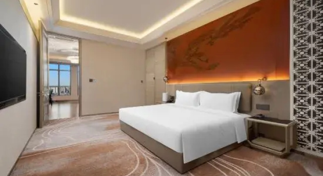 Люкс East Jun Yue Hotel