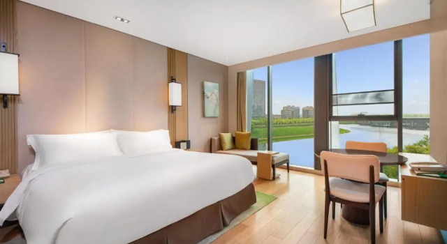 Номер Standard Holiday Inn Nanjing Qinhuai South Suites by IHG