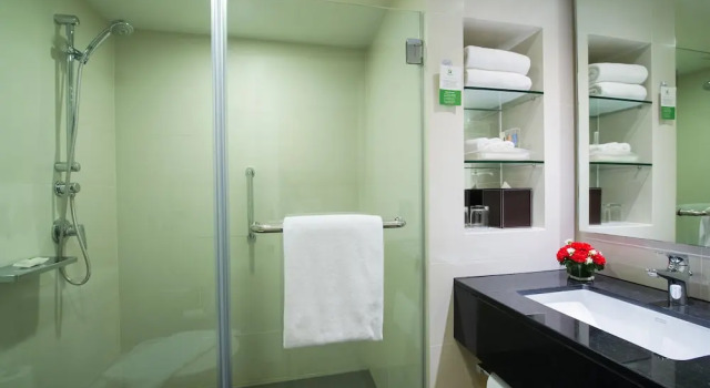 Двухместный номер Standard с видом на город Holiday Inn Bangkok Silom by IHG
