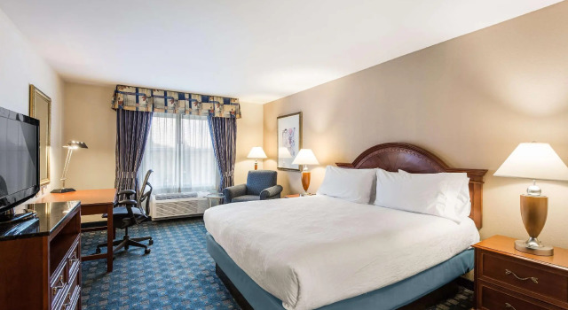 Двухместный номер Standard Hilton Garden Inn Suffolk Riverfront