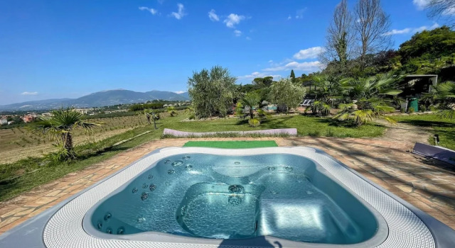 Villa Spoleto Poolside - Sleeps 24