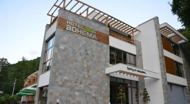 Family Hotel BOHEMA, Réserver Hôtel Marchevo Blagoevgrad