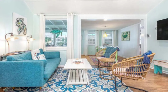 Blue Crab Cottage, Buchen Sie Ferienhaus Hotels in Tybee Island mit Parkplatz, Parkplätze