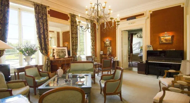 Château d'Ygrande, Boek Hotel Hotels in Franche-Comte met ontbijt, Ontbijt