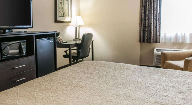 Двухместный номер Standard Quality Inn & Suites Mattoon South