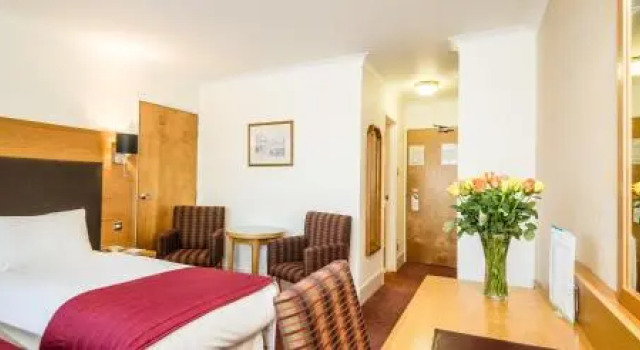 Three Counties Hotel, Забронировать Отель Отели Англии 3 звезды, 3*