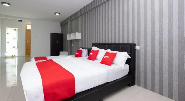 Четырёхместный люкс OYO 90054 Summer Inn