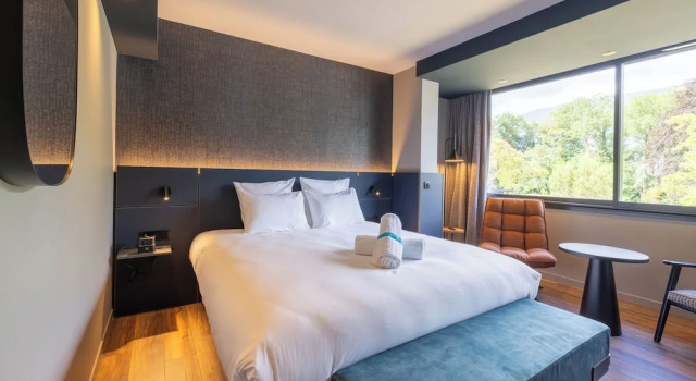 Miura, Rezervasyon Otel Voglans Lac du Bourget