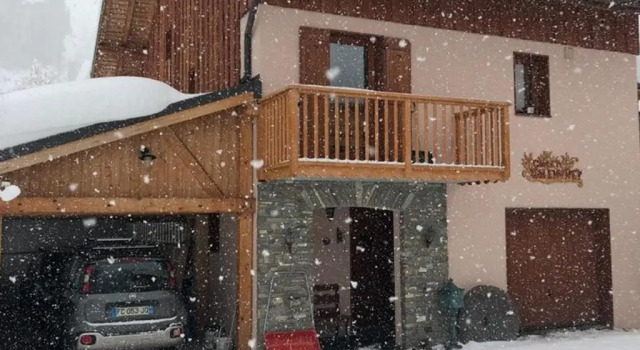 Chalet 5 pièces 10 personnes, 4 étoiles, animal accepté, parking, jardin - FR-1-263-465, Забронировать Шале Виллы Овернь-Рона-Альпы, Вилла