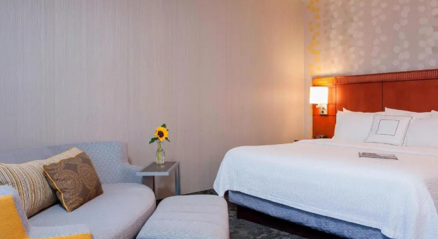 Номер Standard Courtyard Chicago Glenview/Northbrook