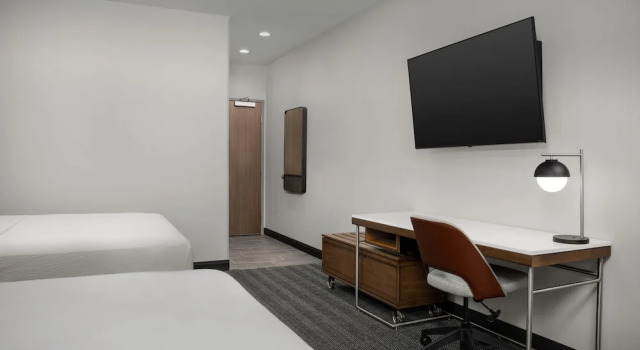 Четырёхместный номер Standard Courtyard by Marriott Northport University of Alabama