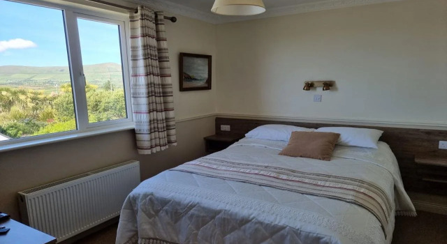 Fitzgerald's Dingle Heights, Забронировать Отель «постель и завтрак» Отели Dingle Peninsula с парковкой, Парковка