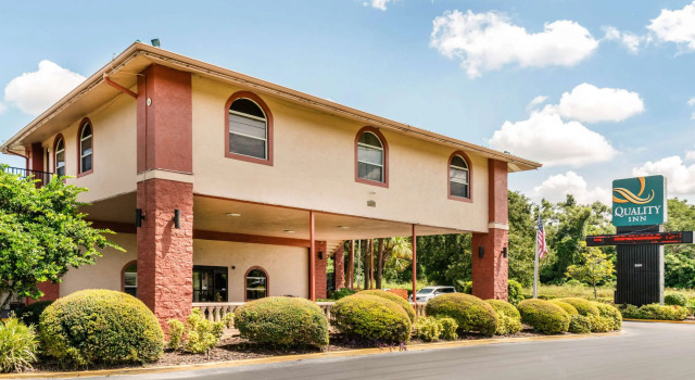 Quality Inn Orlando Airport, จอง โรงแรม ออร์แลนโด คิสซิมมี