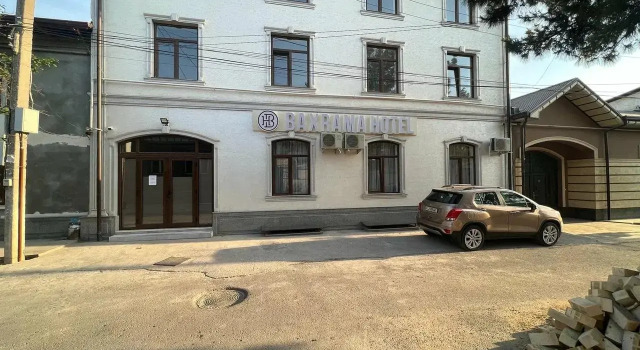Baxrama Hotel (Бахрама)