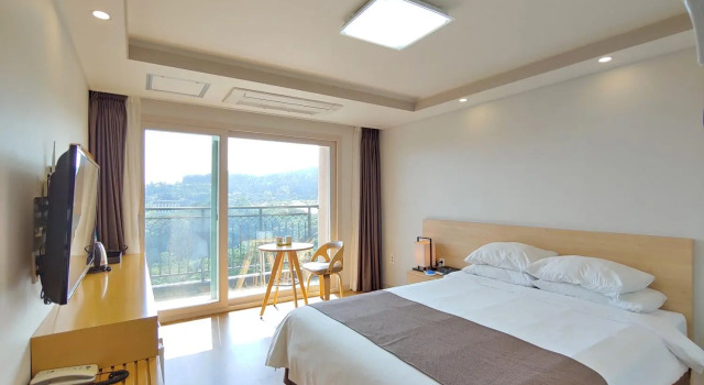 Номер Standard Jeju Lavender Hotel