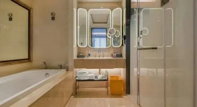 Люкс с 2 комнатами с видом на улицу Atour S Hotel Taikoo Warehouse, the Pearl River, Guangzhou