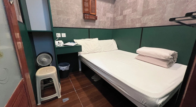 Komfortowy dwuosobowy pokój Venetian Hostel