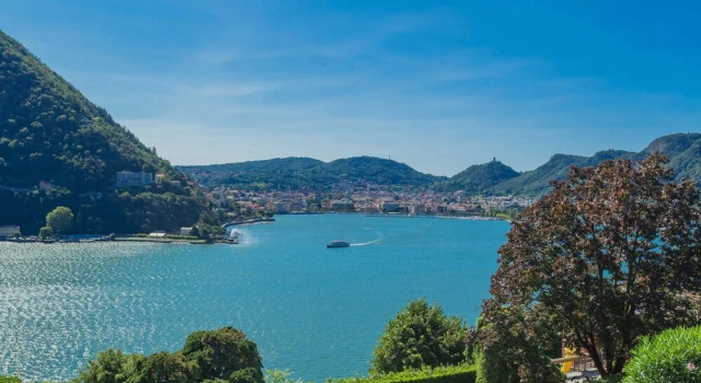 Hütte Villa Infinity Lake Como by Rent All Como