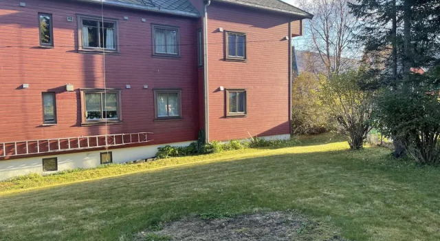 Arctic Paradise - 4 Bedroom Apartment in Tromso, Забронировать Апартаменты/квартира Отели Тромсё с парковкой, рядом с The Art Museum of Northern Norway, Парковка