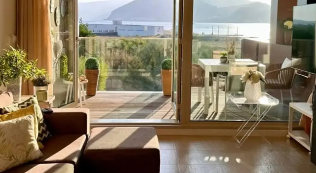 Апартаменты Tr ia Amazing Seaview Apartment