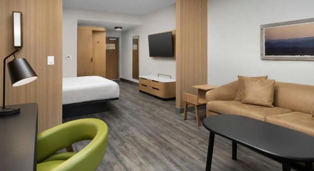 Люкс Fairfield Inn & Suites by Marriott Gainesville I-75