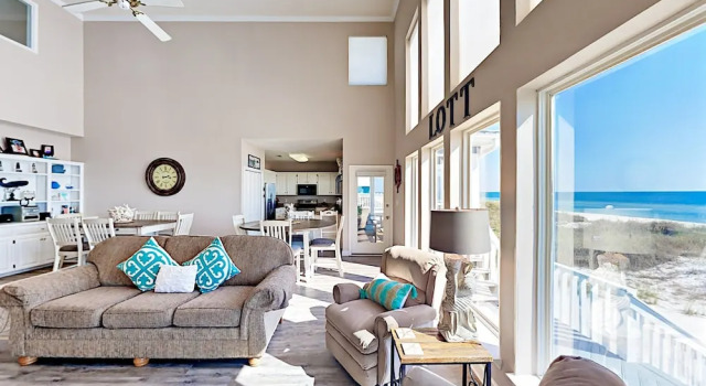 4050 Gulf Wind Ct Home by RedAwning, Varaa Lomakoti Huvilat kohteessa Alabama, Villa