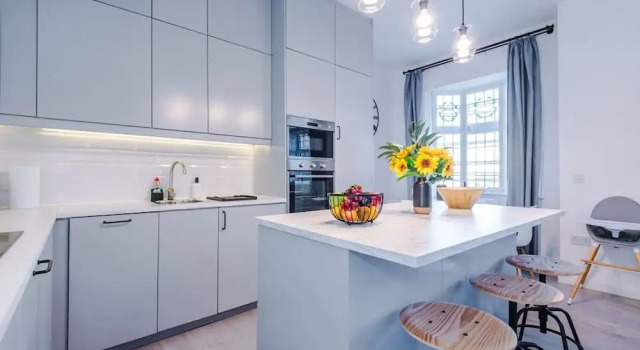 New Stylish City-centre Flat w Parking Sleeps 4, Забронировать Отель Отели Бирмингема с парковкой, рядом с Океанариум «Национальный центр морской жизни», Парковка
