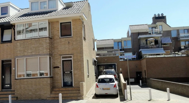 Gorgeous Apartment in Katwijk Centre Near Sea, Забронировать Апартаменты/квартира Катвейк Южная Голландия