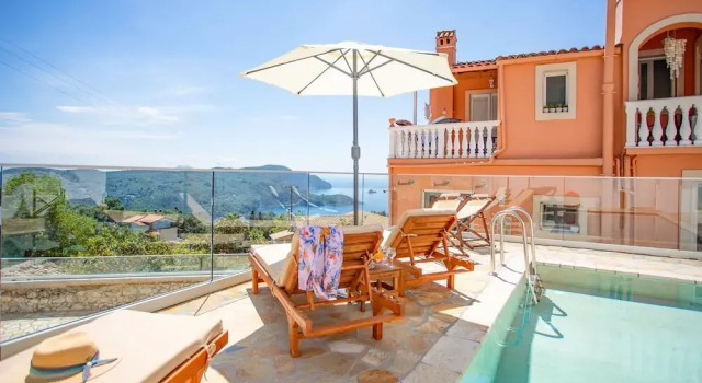 Вилла Loris Residence in Ionian Islands