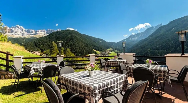 Hotel Berghaus Rosengarten - Culinary Hideaway, Забронировать Отель Отели в центре Нова-Леванте, в центре