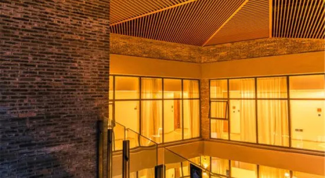 Yunfuli Yunsu·Emeishan Yunshuiju Private Hot Spring B&B, Book Bed and Breakfast Hotels in Emeishan with a Pool, Swimming Pool