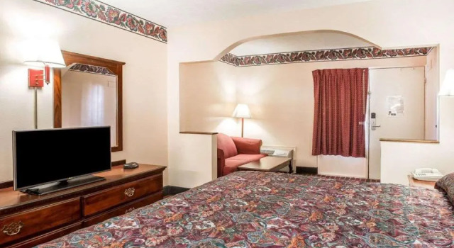 Номер Standard Econo Lodge McDonough South