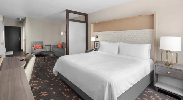 Двухместный полулюкс Holiday Inn Hasbrouck Heights-Meadowlands by IHG