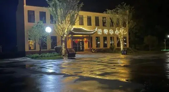 Guangde Creek Zhushan Hotel (Lucun Reservoir), Book Hotel 3-stjernede hoteller i Guangde, 3*