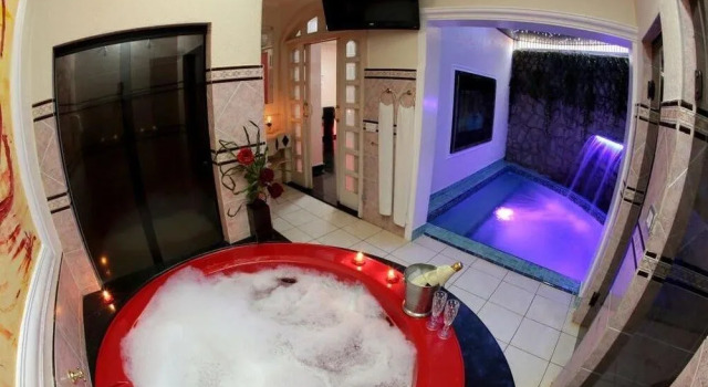 Hotel & Motel Le Baron, Забронировать Мотель Порту-Феррейра штат Сан-Паулу