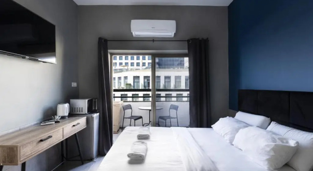 Двухместный номер с балконом Liber Tel Aviv Sea Shore Suites BY RAPHAEL HOTELS