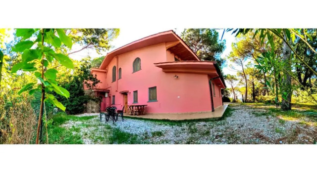 Коттедж Agriturismo Poggio al Pino