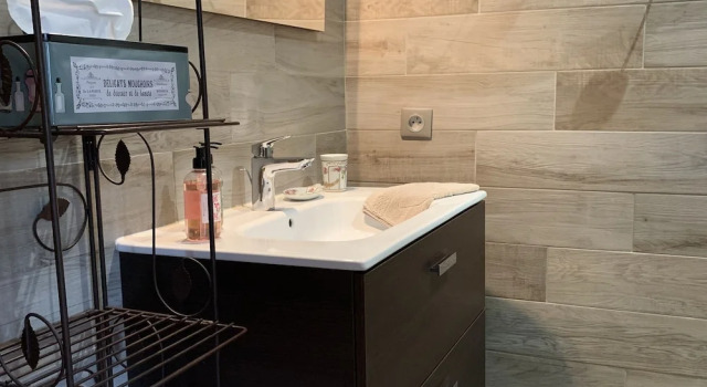 Двухместный номер Standard Logis de La Roche - Niort - Chauray