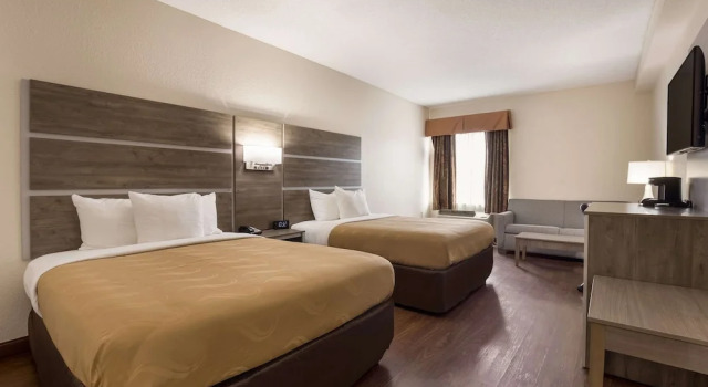 Четырёхместный номер Standard Quality Inn Thomasville-Northpark