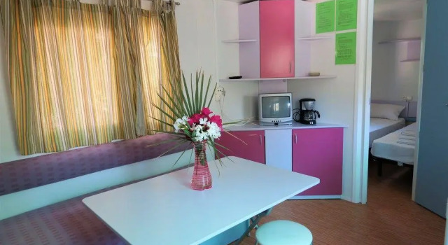 Camping & Bungalow Cueva Negra