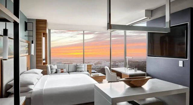 Люкс Marriott Irvine Spectrum