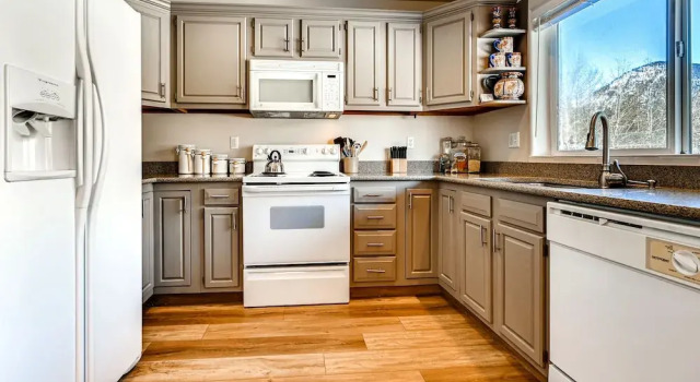The Pointe Town Homes by CRMR