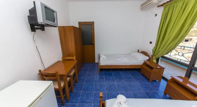 Standard Doppel Zimmer mit Balkon Blue Saranda Hotel