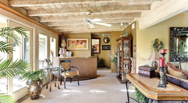 Ellen's Paradise Retreat